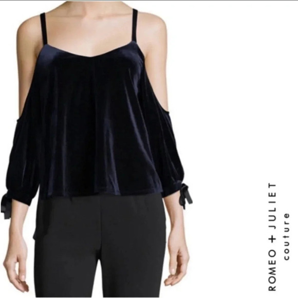 Romeo + Juliet cold shoulder top - Picture 1 of 7